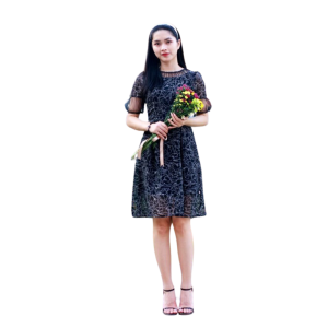 Đầm voan đen hoa phối lưới