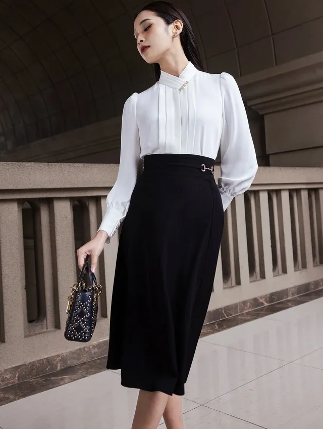 Gợi ý trang phục công sở cho từng loại hình sự kiệnắc